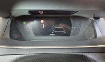 
									Peugeot 2008 GT full								