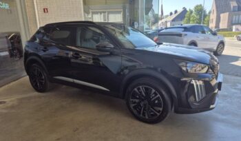 
									Peugeot 2008 GT FACELIFT full								