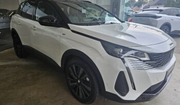 
									Peugeot 3008 GT full								