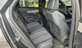 
									Peugeot 3008 GT full								