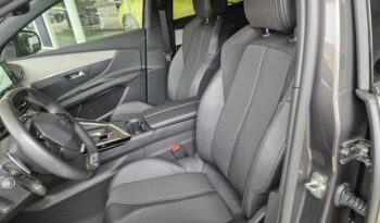 
									Peugeot 3008 GT full								