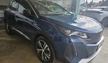 
									Peugeot 3008 GT full								