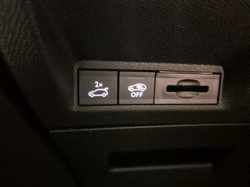 
								Peugeot 3008 GT JBL FULL OPTION full									