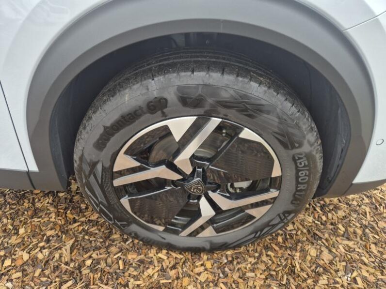 
								Peugeot 2008 ALLURE full									