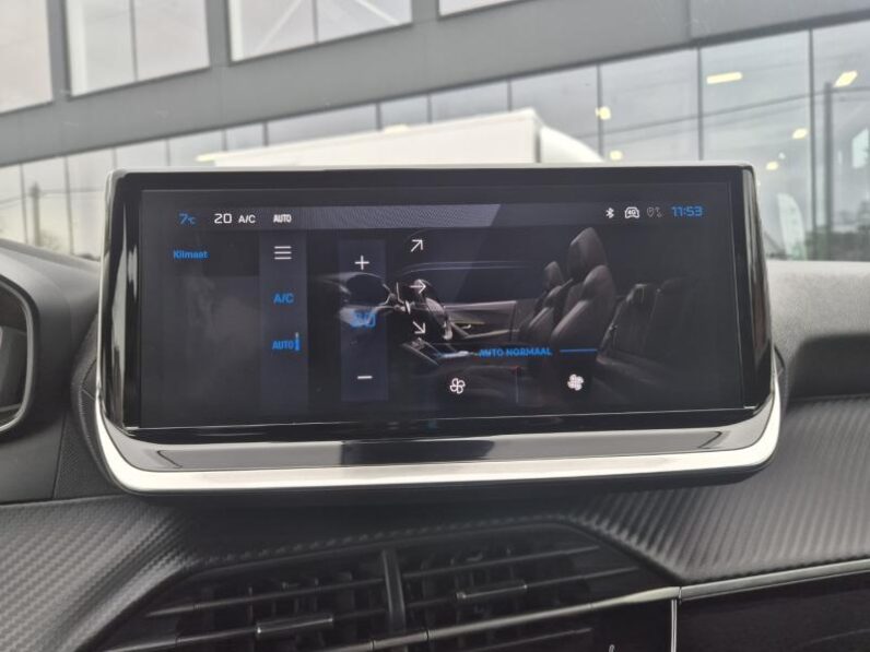 
								Peugeot 2008 ALLURE MILD HYBRIDE full									