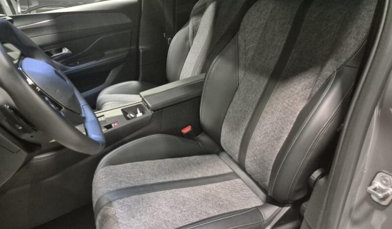 
								Peugeot 408 ALLURE full									
