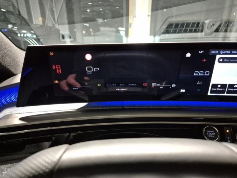 
								Peugeot 3008 GT JBL FULL OPTION full									