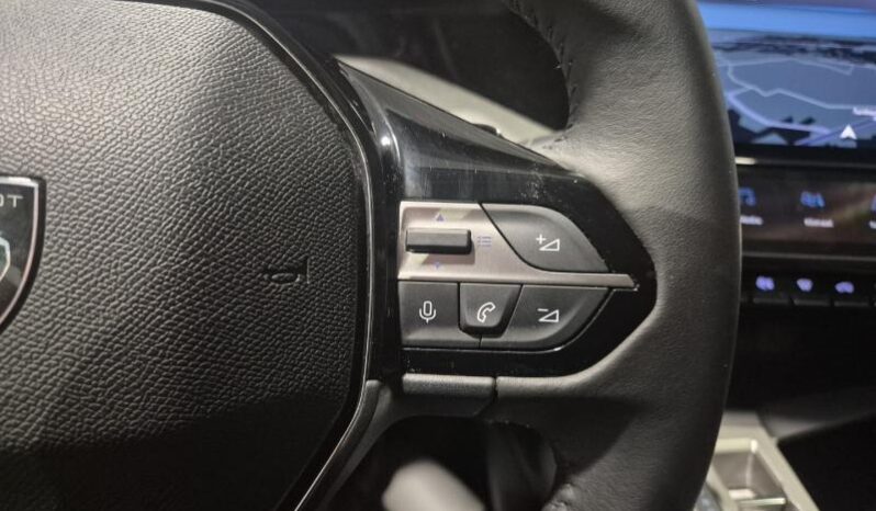 
								Peugeot 408 ALLURE full									