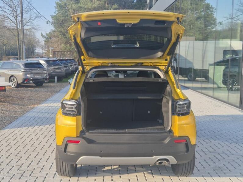 
								Jeep Avenger SUMMIT full									