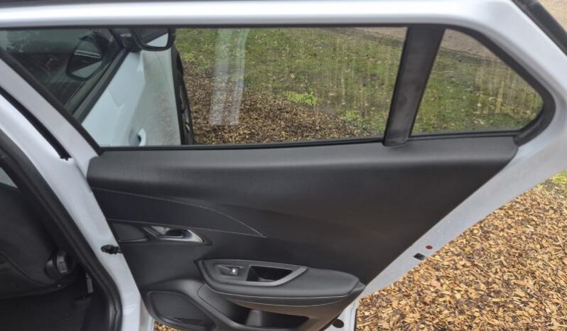
								Peugeot 2008 ALLURE MILD HYBRIDE full									