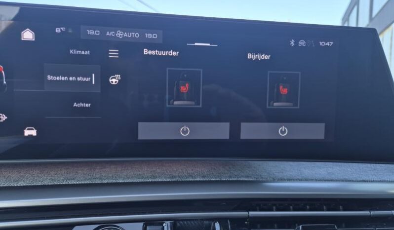 
								Peugeot 5008 GT full									