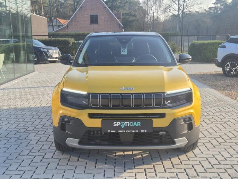 
								Jeep Avenger SUMMIT full									