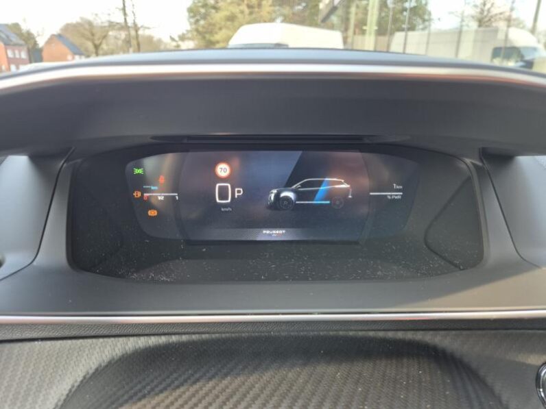 
								Peugeot 2008 GT full									