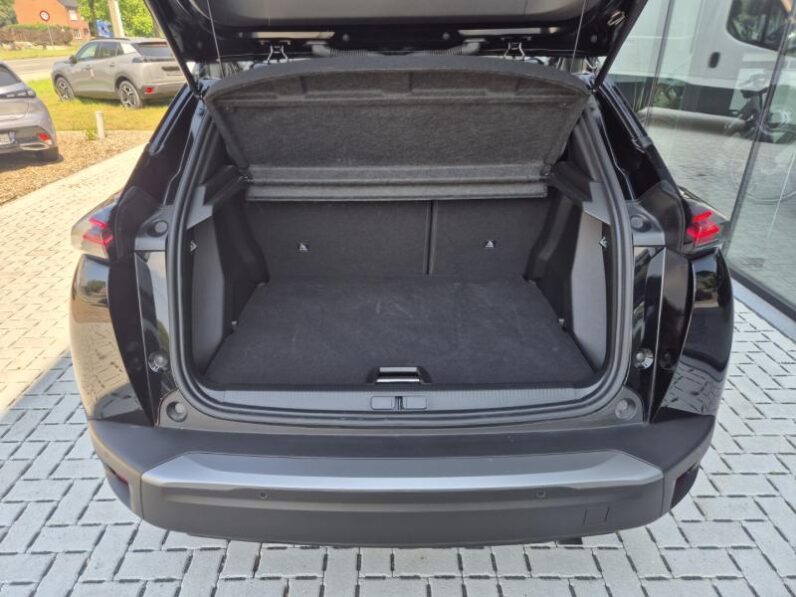 
								Peugeot 2008 ALLURE full									