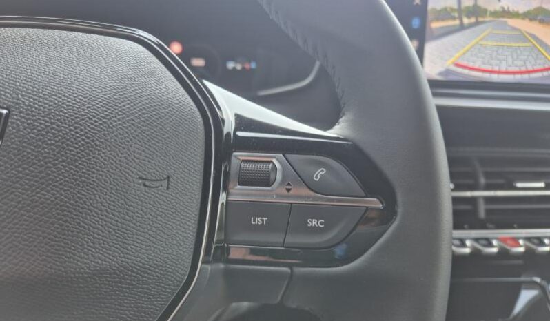 
								Peugeot 2008 ALLURE full									