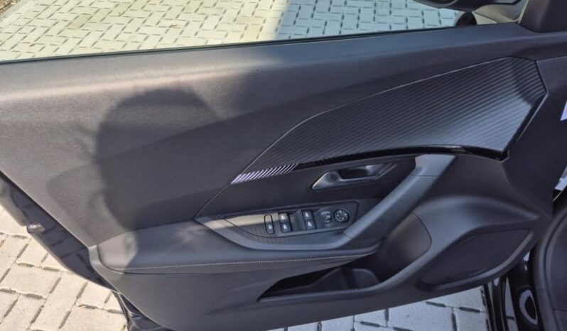 
								Peugeot 2008 ALLURE full									