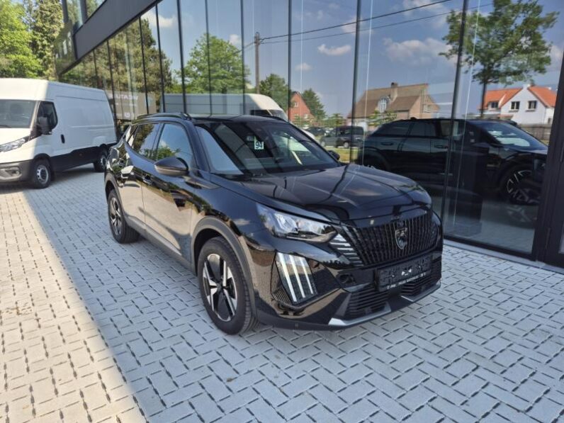 
								Peugeot 2008 ALLURE full									