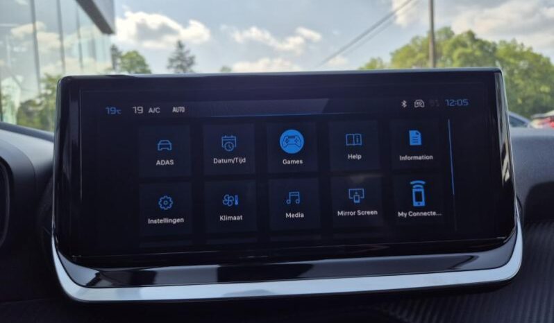 
								Peugeot 2008 ALLURE full									