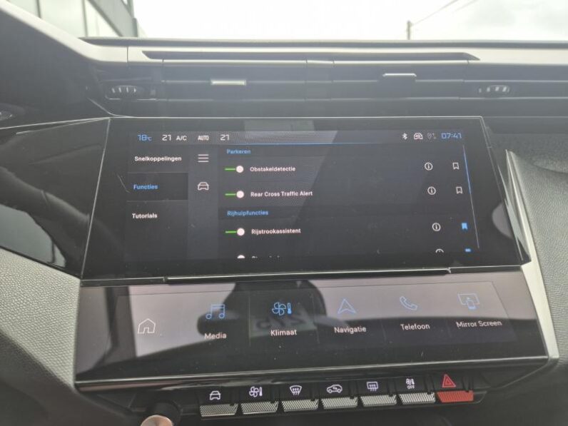 
								Peugeot 308 ALLURE PACK full									