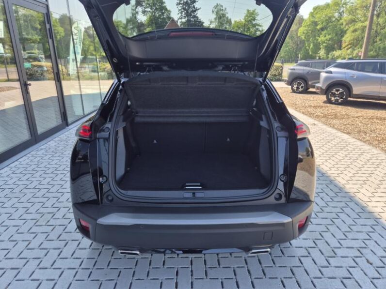 
								Peugeot 2008 GT full									