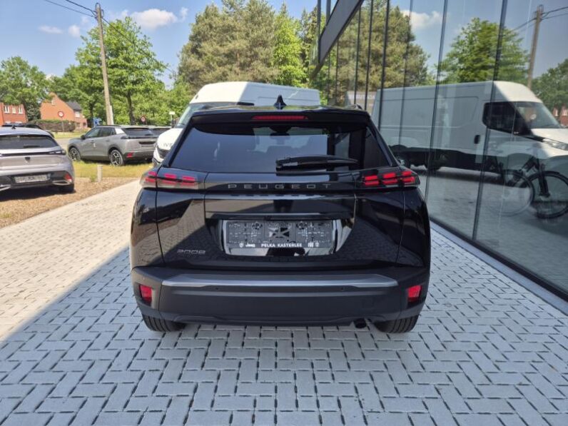 
								Peugeot 2008 ALLURE full									
