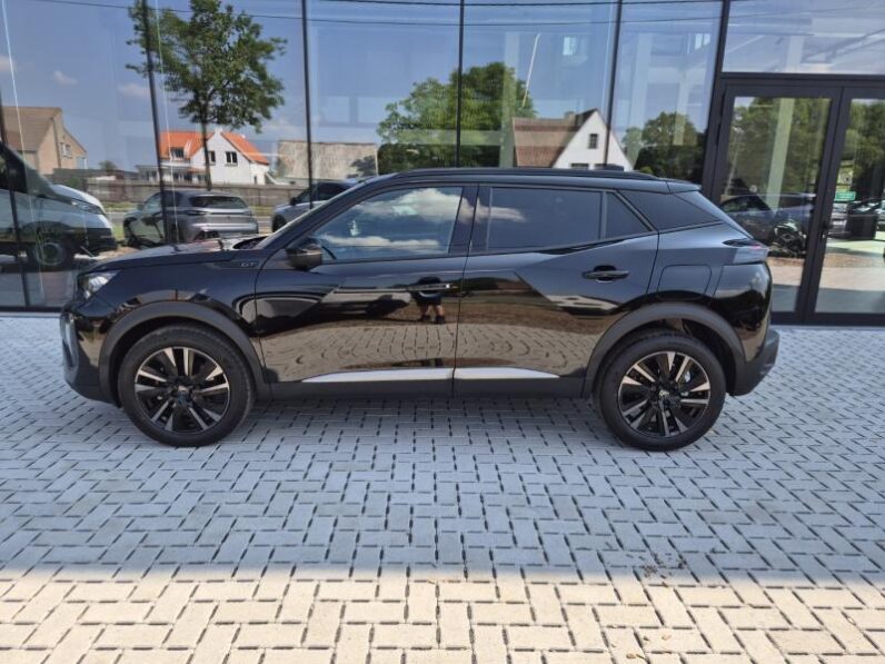 
								Peugeot 2008 GT full									