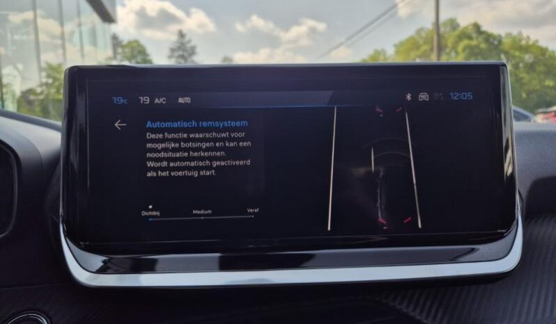 
								Peugeot 2008 ALLURE full									