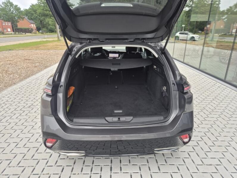 
								Peugeot 308 ALLURE PACK full									