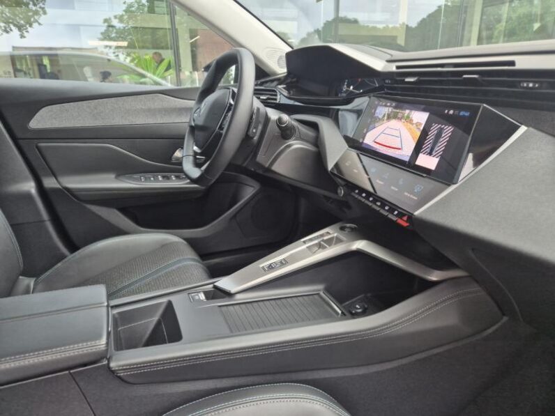 
								Peugeot 308 ALLURE PACK full									