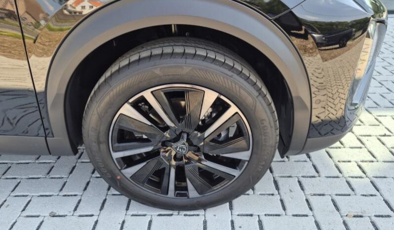
								Peugeot 2008 GT full									