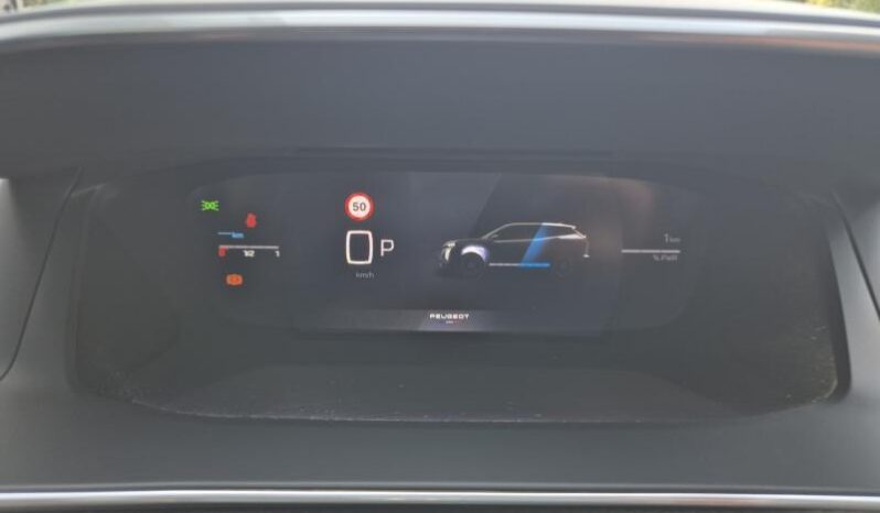 
								Peugeot 2008 GT full									