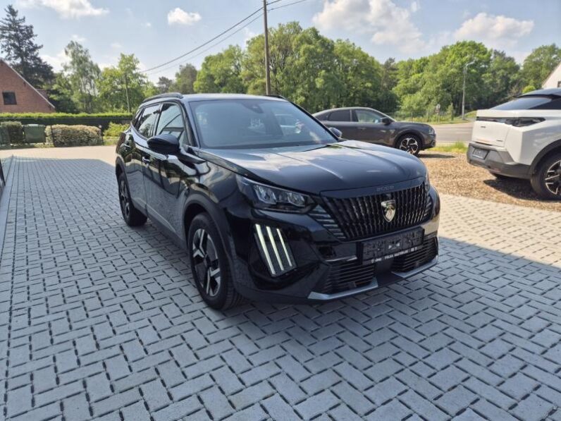 
								Peugeot 2008 ALLURE full									