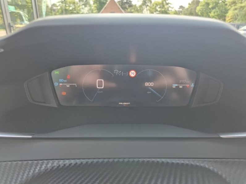 
								Peugeot 2008 ALLURE full									