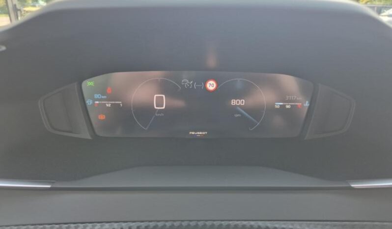 
								Peugeot 2008 ALLURE full									