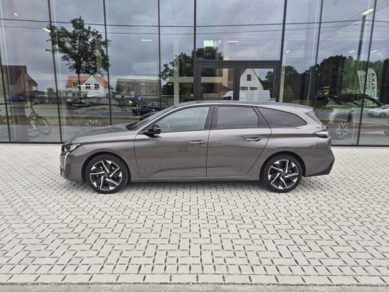 
								Peugeot 308 ALLURE PACK full									