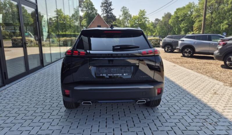 
								Peugeot 2008 GT full									