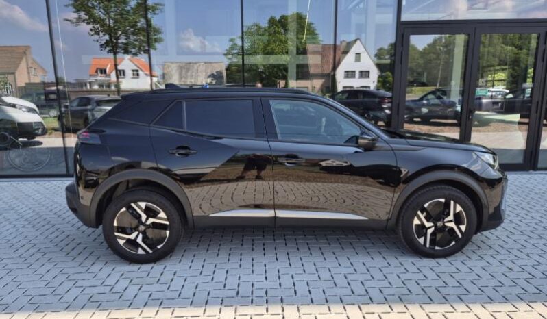 
								Peugeot 2008 ALLURE full									