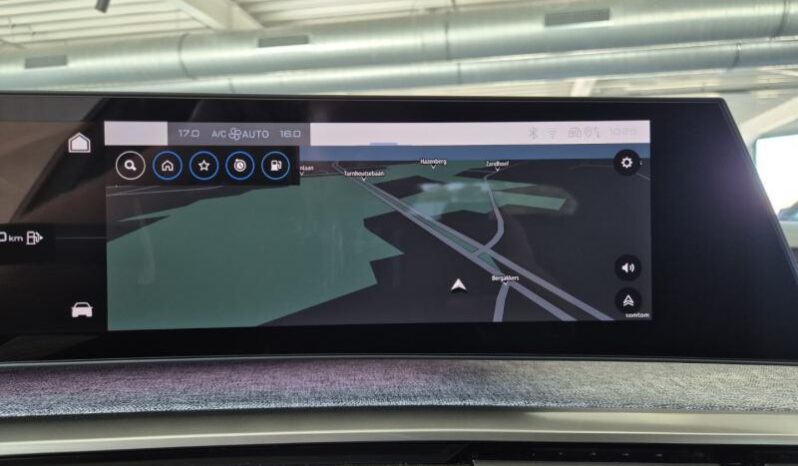 
								Peugeot 5008 GT ULTIMATE full									