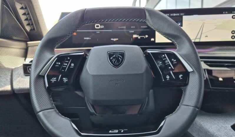 
								Peugeot 5008 GT EXCLUSIVE full									