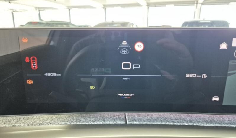 
								Peugeot 5008 GT ULTIMATE full									