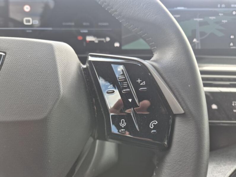 
								Peugeot 3008 ALLURE full									