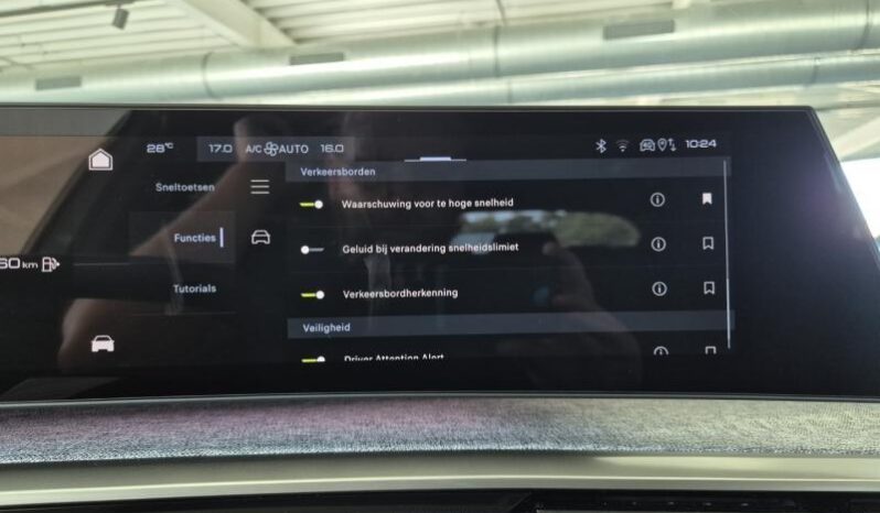 
								Peugeot 5008 GT ULTIMATE full									