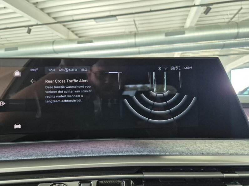 
								Peugeot 5008 GT ULTIMATE full									