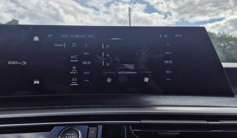 
								Peugeot 3008 ALLURE full									
