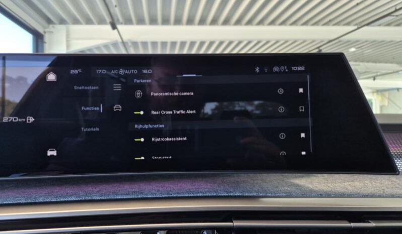 
								Peugeot 5008 GT ULTIMATE full									