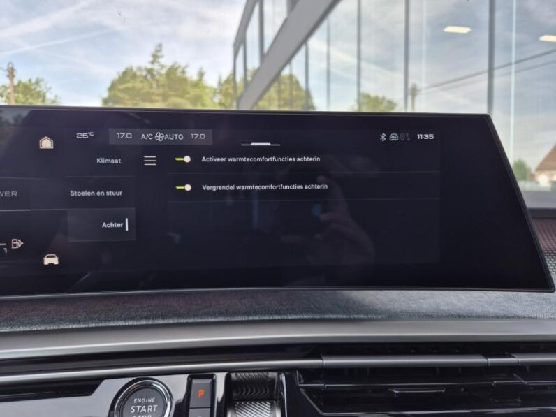
								Peugeot 5008 GT EXCLUSIVE full									