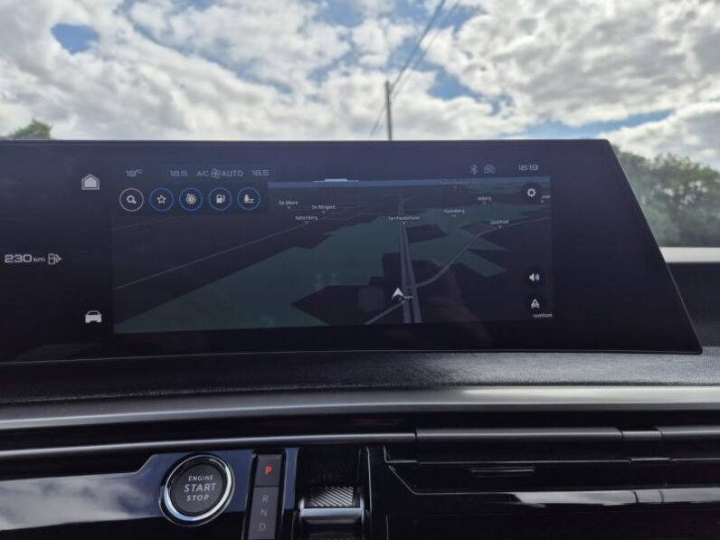 
								Peugeot 3008 ALLURE full									