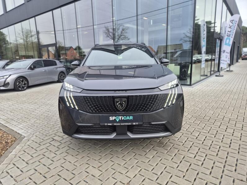 
								Peugeot 5008 GT ULTIMATE full									