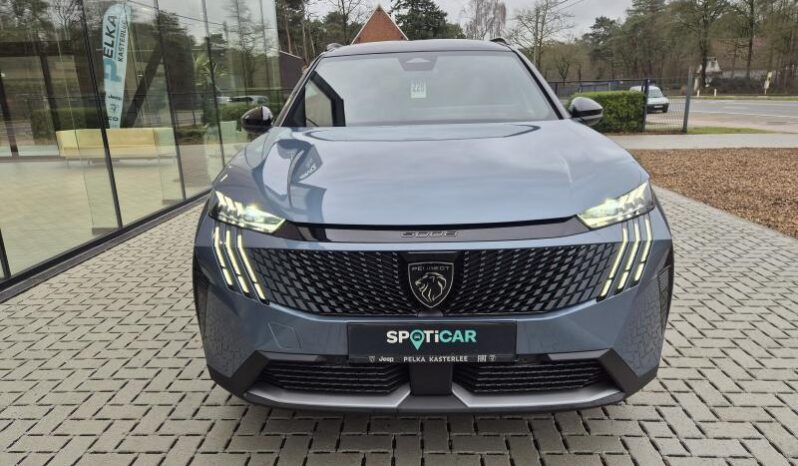 
								Peugeot 5008 GT EXCLUSIVE full									