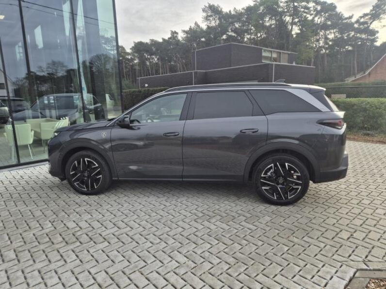 
								Peugeot 5008 GT ULTIMATE full									